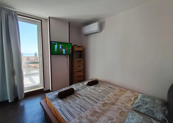 Apartment Golden Sunrise - Pomorie